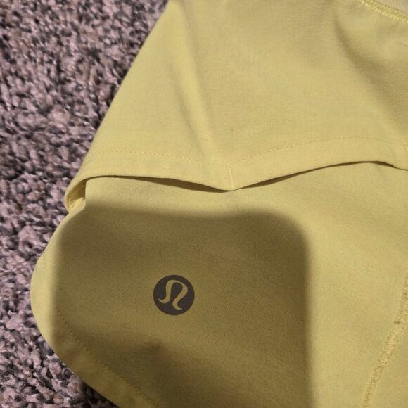 Lululemon Speed Up Shorts Highlight Yellow 6 - Picture 4 of 6